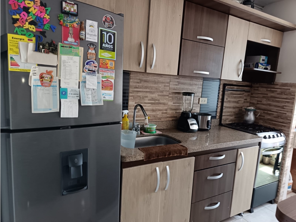 APARTAMENTO EN VENTA SECTOR ROBLEDO — foto 4