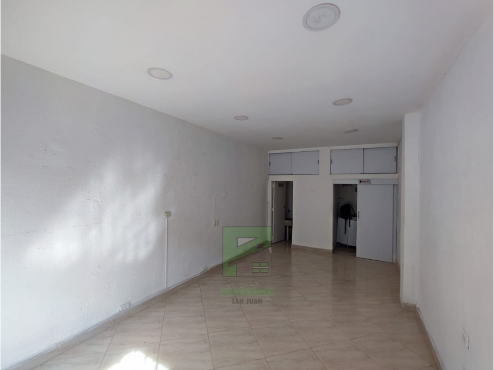 ARRIENDO LOCAL EN LAURELES — foto 4