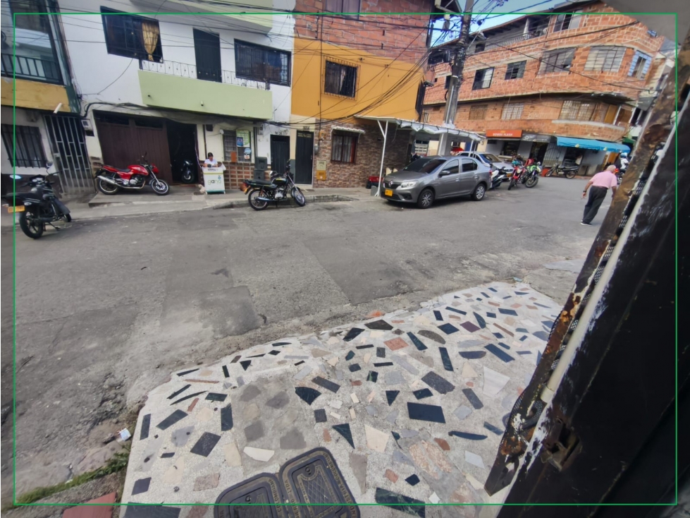 ARRIENDO APARTA ESTUDIO EN CAMPO VALDES
