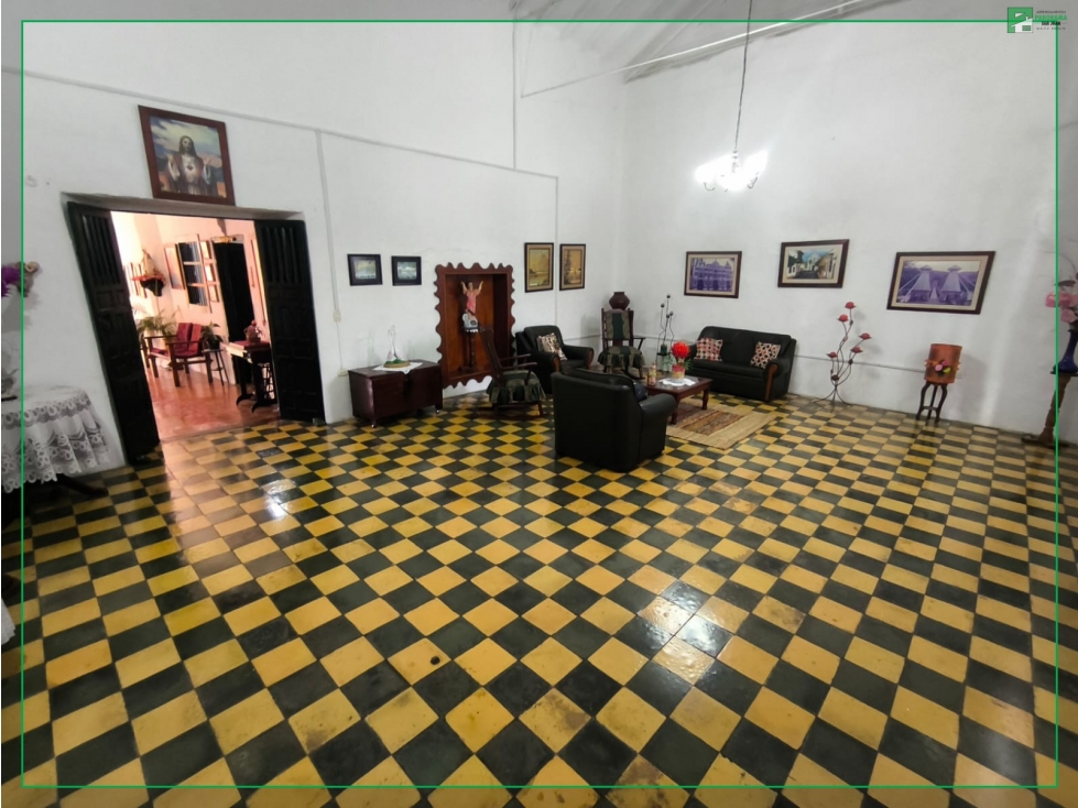 VENDO ESPECTACULAR CASA PATRIMONIAL SANTA FE DE ANTIOQUIA
