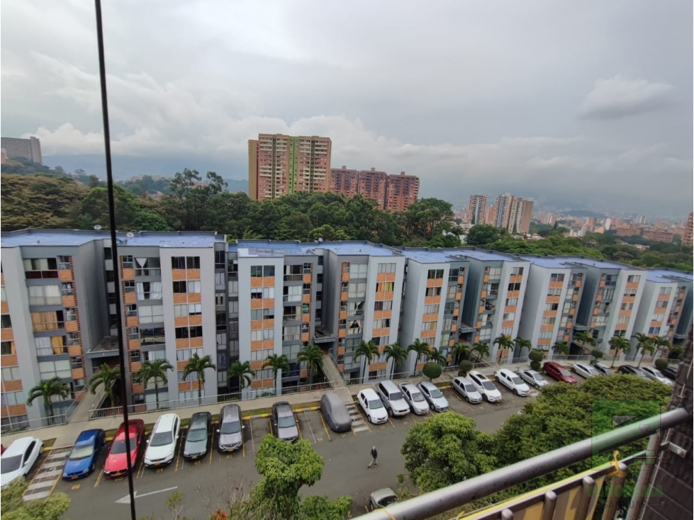 VENDO APARTAMENTO PARA INVERSIÓN EN CALASANZ