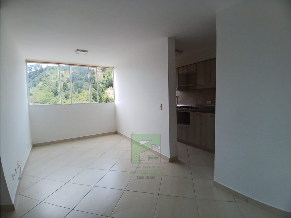 ARRIENDO APARTA ESTUDIO EN ROBLEDO LAS MARGARITAS