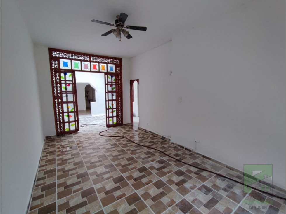 ARRIENDO CASA EN BELEN MIRAVALLE 