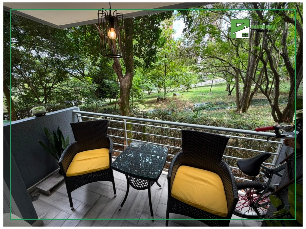 VENDO APARTAMENTO EN LA LOMA DE LOS BERNAL — foto 2