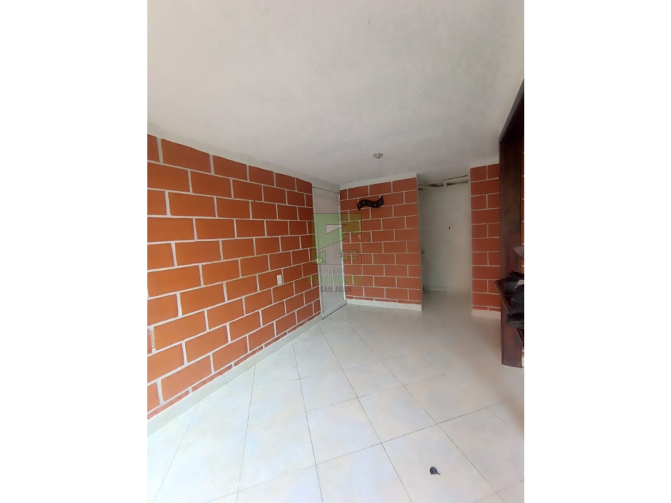 VENDO APARTAMENTO PARA INVERSIÓN EN ROBLEDO AURES — foto 2