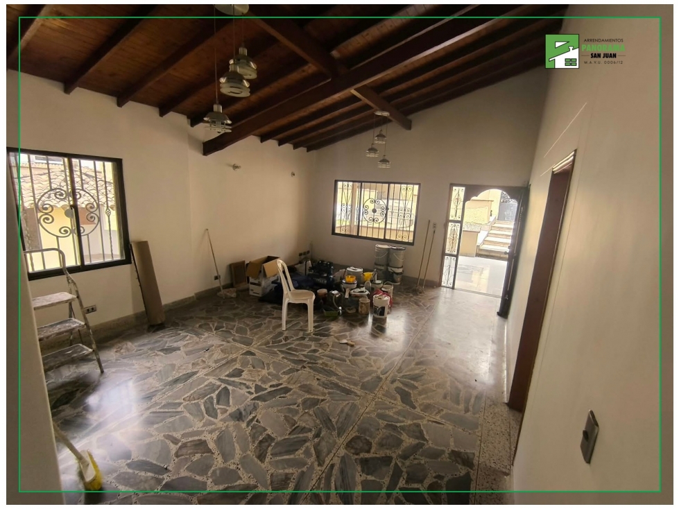 ARRIENDO CASA PARA USO COMERCIAL EN LA ESTRELLA CASA JARDÍN - 2
