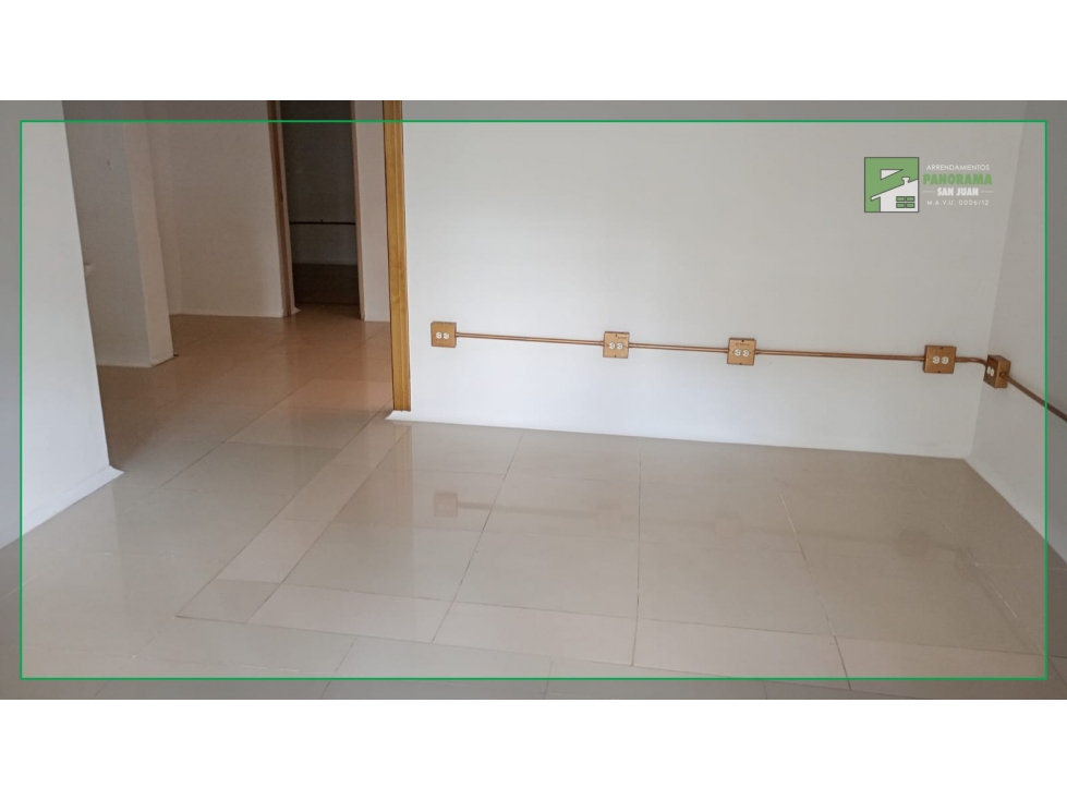 ARRIENDO LOCAL EN LAURELES  - 3