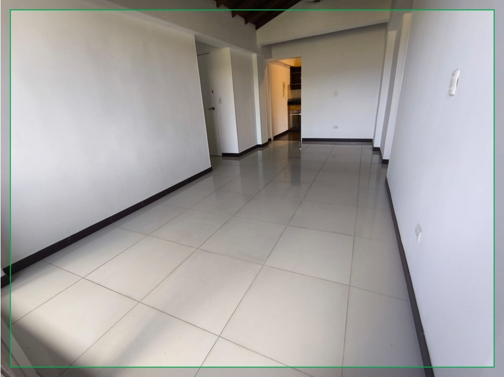 VENDO APARTAMENTO EN LA LOMA DE LOS BERNAL — foto 3