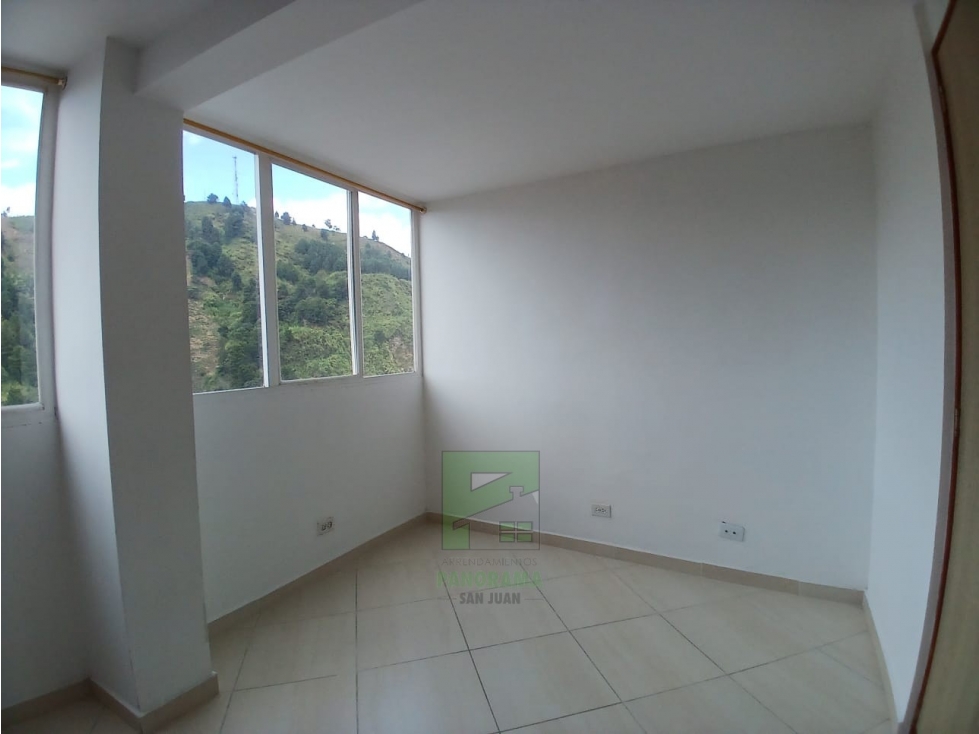 ARRIENDO APARTA ESTUDIO EN ROBLEDO LAS MARGARITAS — foto 3