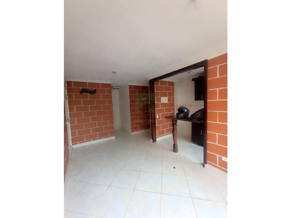 VENDO APARTAMENTO PARA INVERSIÓN EN ROBLEDO AURES — foto 3