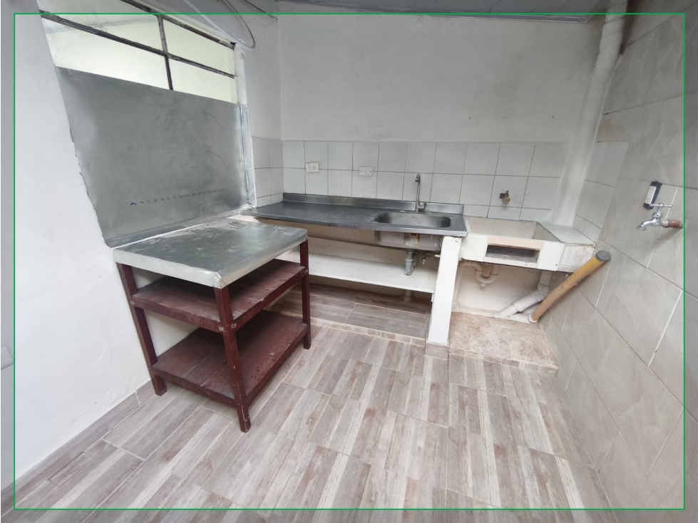 ARRIENDO APARTA ESTUDIO EN CAMPO VALDES — foto 4