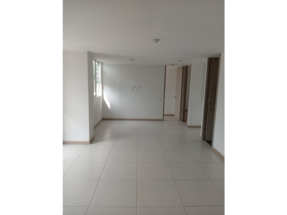 ARRIENDO APARTAMENTO EN ENVIGADO SECTOR LAS ANTILLAS — foto 4