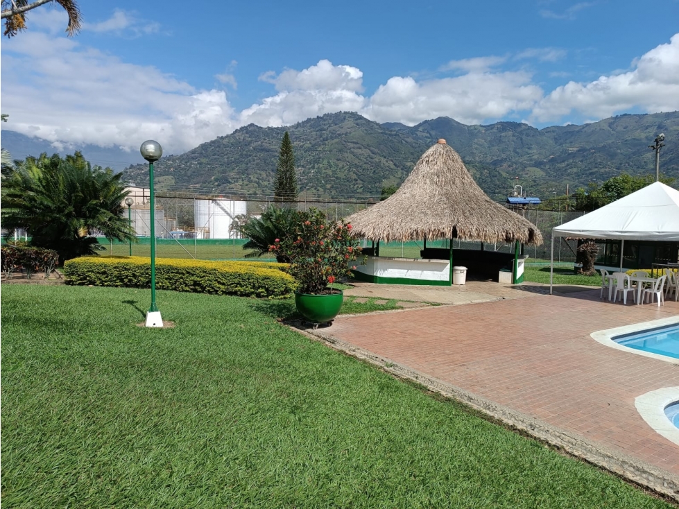 ARRIENDO FINCA DE RECREO EN GIRARDOTA - VEREDA SAN DIEGO - 6