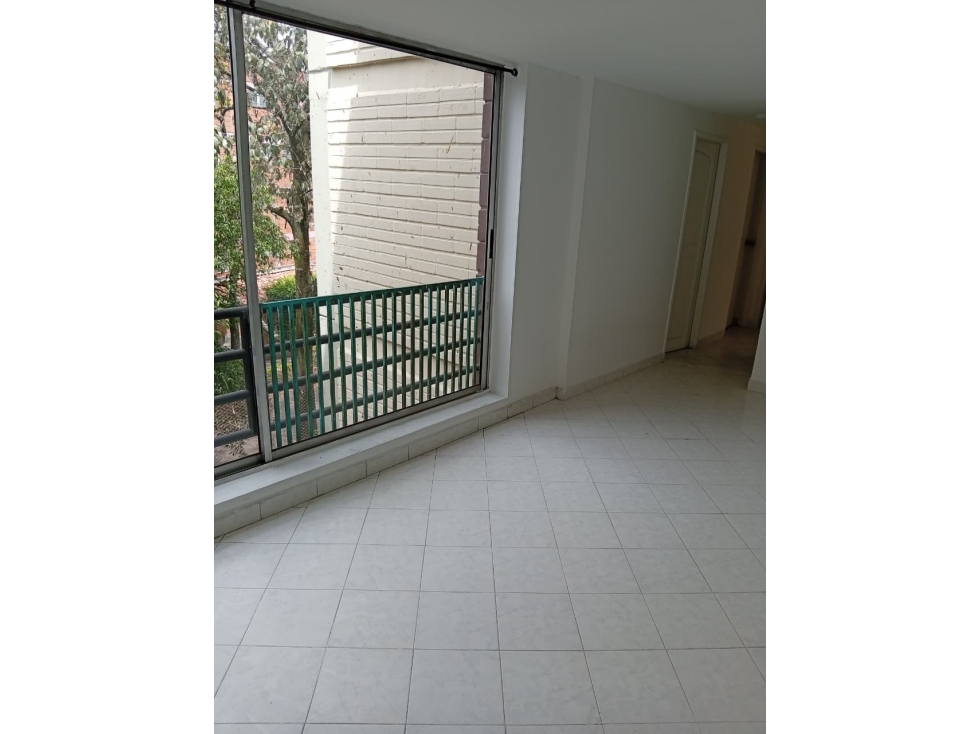 ARRIENDO APARTAMENTO EN MEDELLÍN - SECTOR CALAZANS — foto 3