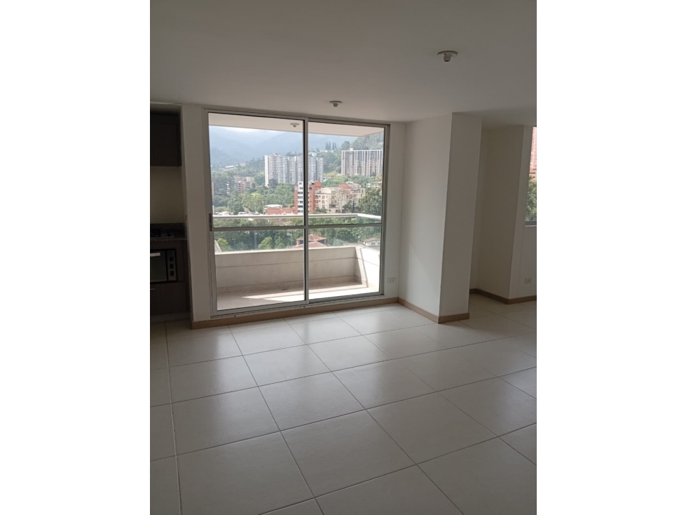 ARRIENDO APARTAMENTO EN ENVIGADO SECTOR LAS ANTILLAS — foto 2