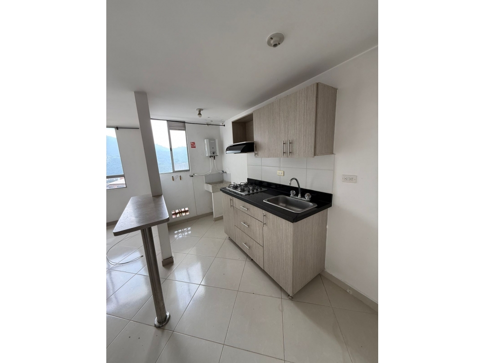 VENDO APARTAMENTO EN SAN ANTONIO DE PRADO - SECTOR BARICHARA