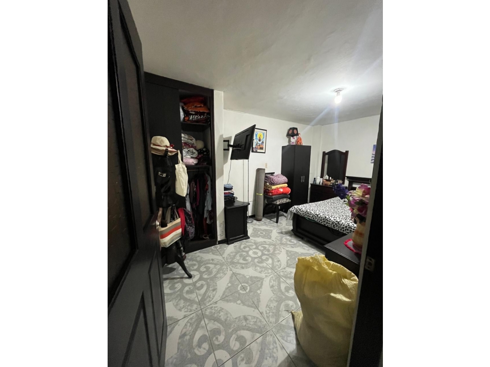 VENDO APARTAMENTO EN ITAGÜÍ - BARRIO EL ROSARIO — foto 4