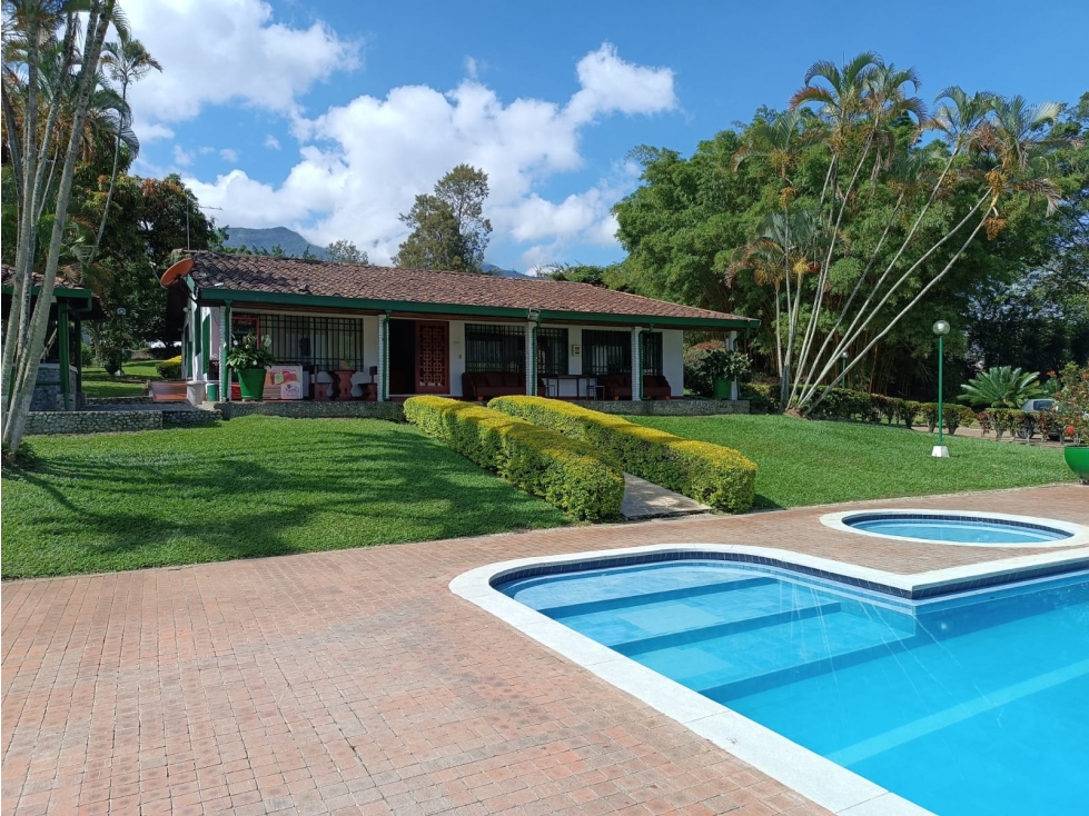 ARRIENDO FINCA DE RECREO EN GIRARDOTA - VEREDA SAN DIEGO - 1