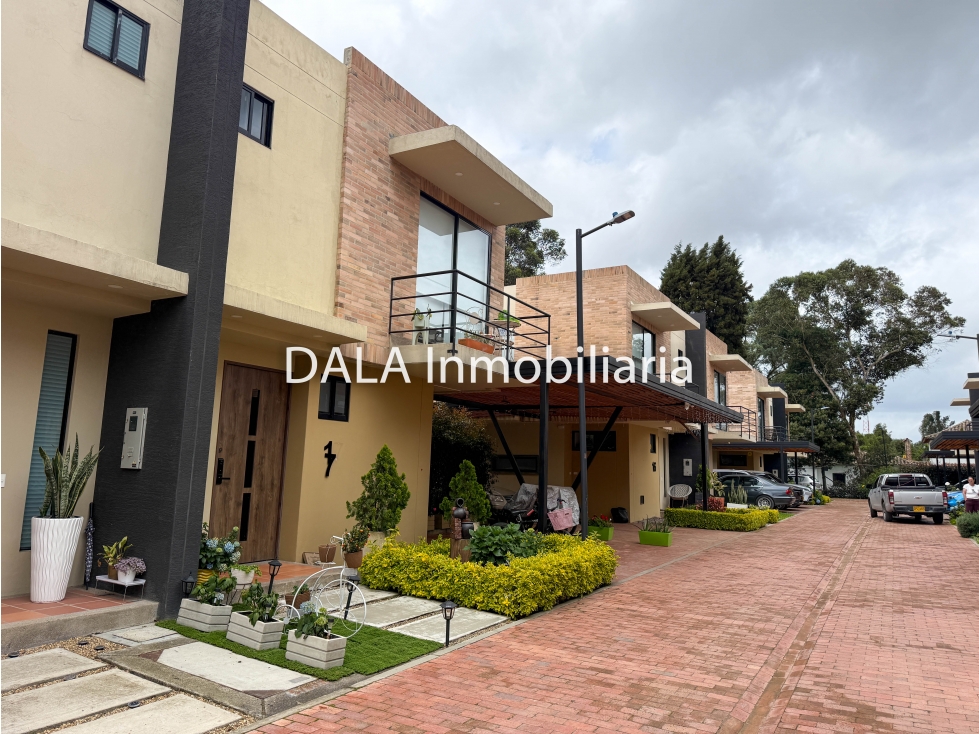 SE VENDE CASA VDA FAGUA EN CHIA CUNDINAMARCA