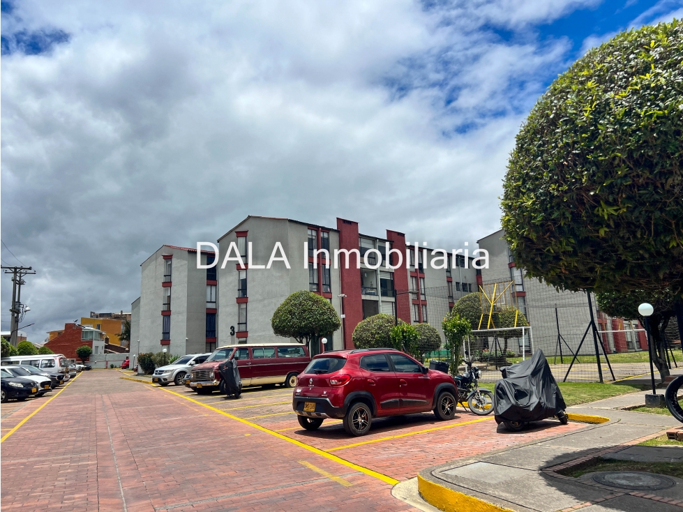 SE VENDE APARTAMENTO POR LA AVENIDA PRADILLA EN CHIA