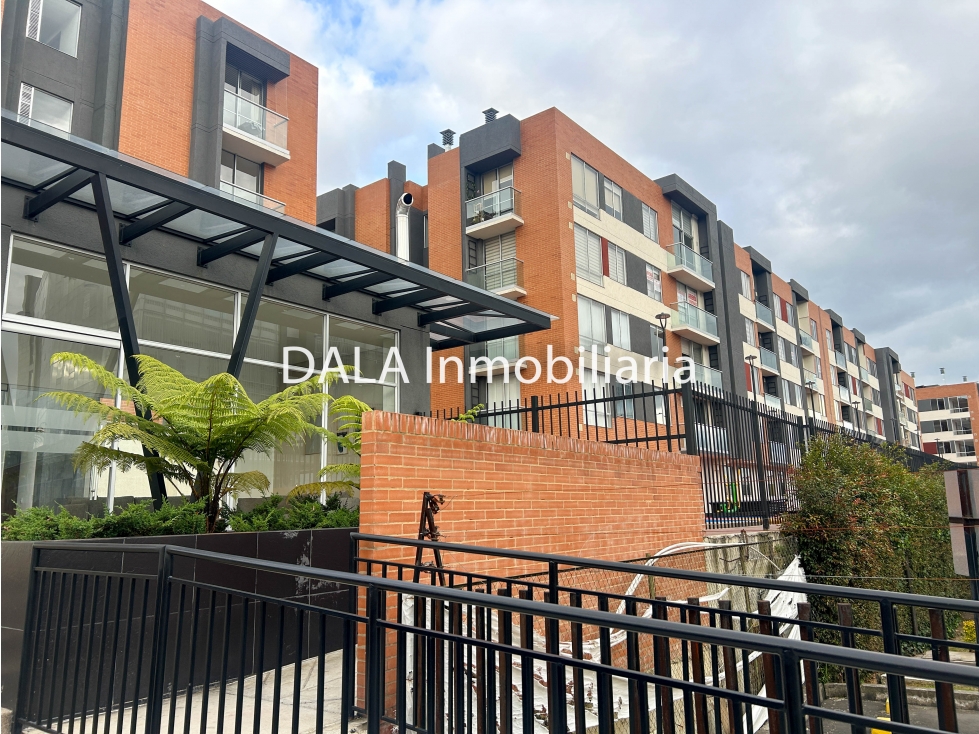 SE ARRIENDA APARTAMENTO EN PRIMER PISO EN CHIA, CERCA A FONTANAR