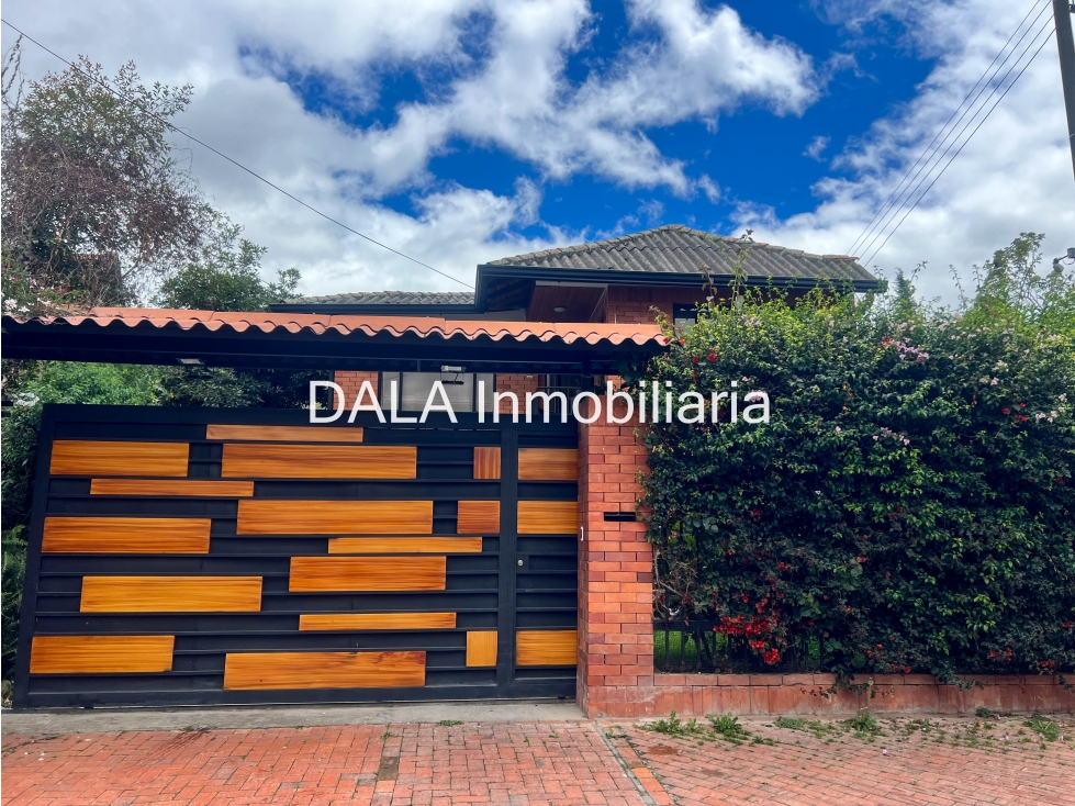 SE VENDE CASA EN LA VEREDA FONQUETA EN CHIA
