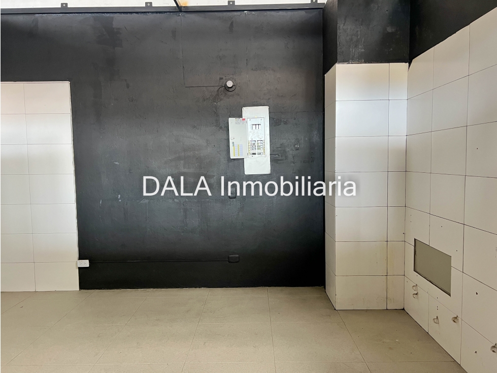 SE ARRIENDA LOCAL COMERCIAL EN EL CENTRO EN CHIA - 3