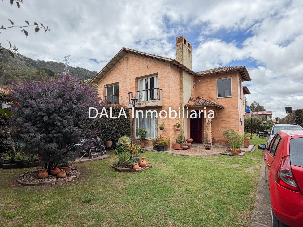 SE VENDE CASA CAMPESTRE EN CHÍA VEREDA CERCA DE PIEDRA