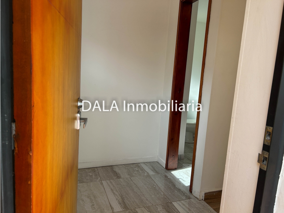 SE VENDE ACOGEDORA CASA EN CHIA, SECTOR RIO FRIO — foto 2