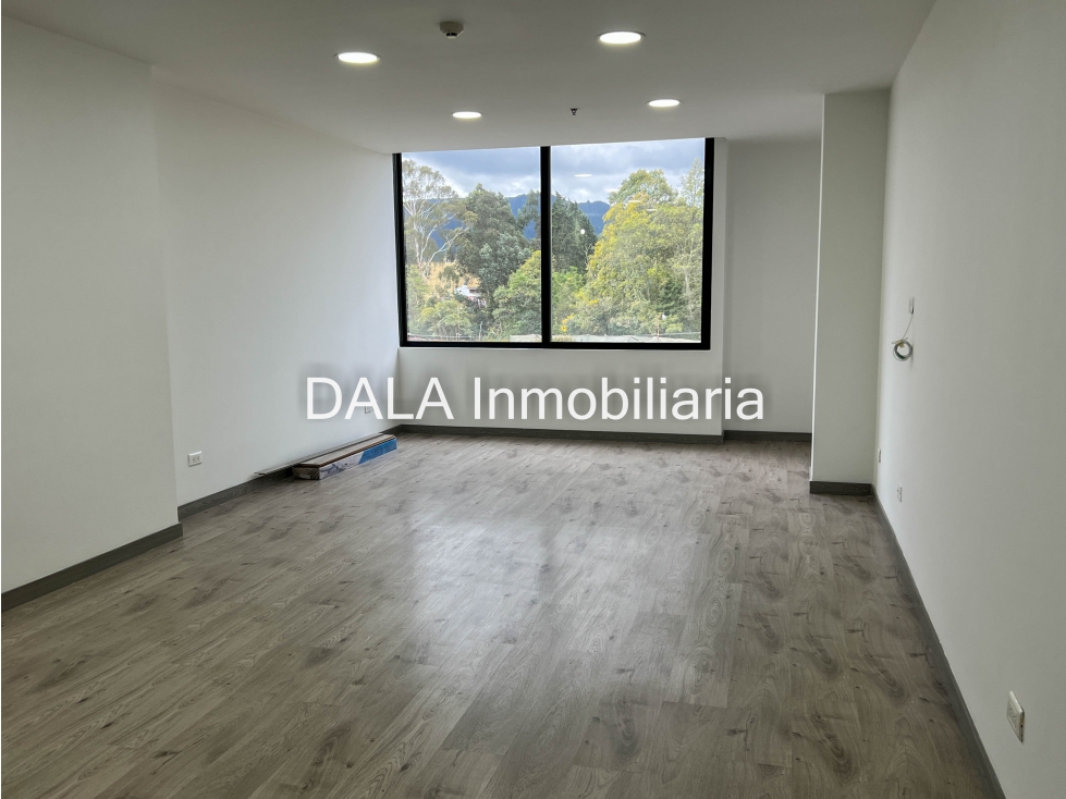 SE VENDE ACOGEDORA OFICINA EN CAJICA CUNDINAMARCA - 2