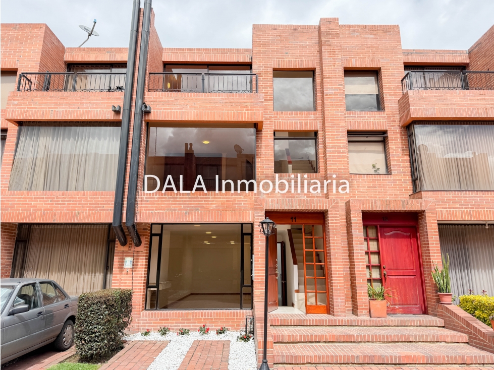 SE VENDE CASA EN EL CONJUNTO VILLA LAURA EN CHÍA
