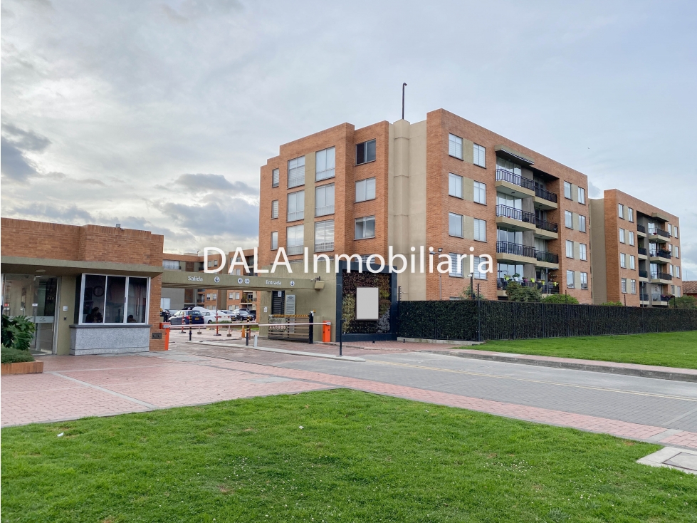 SE VENDE APARTAMENTO SEC 20 JULIO EN CHÍA
