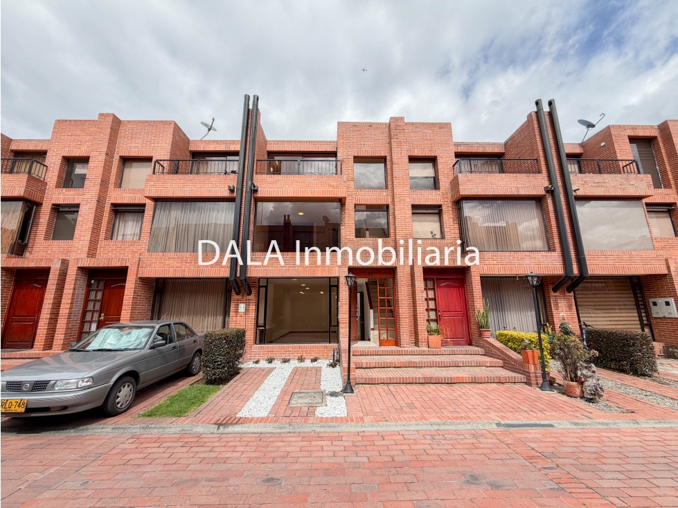 SE VENDE CASA EN EL CONJUNTO VILLA LAURA EN CHÍA — foto 2