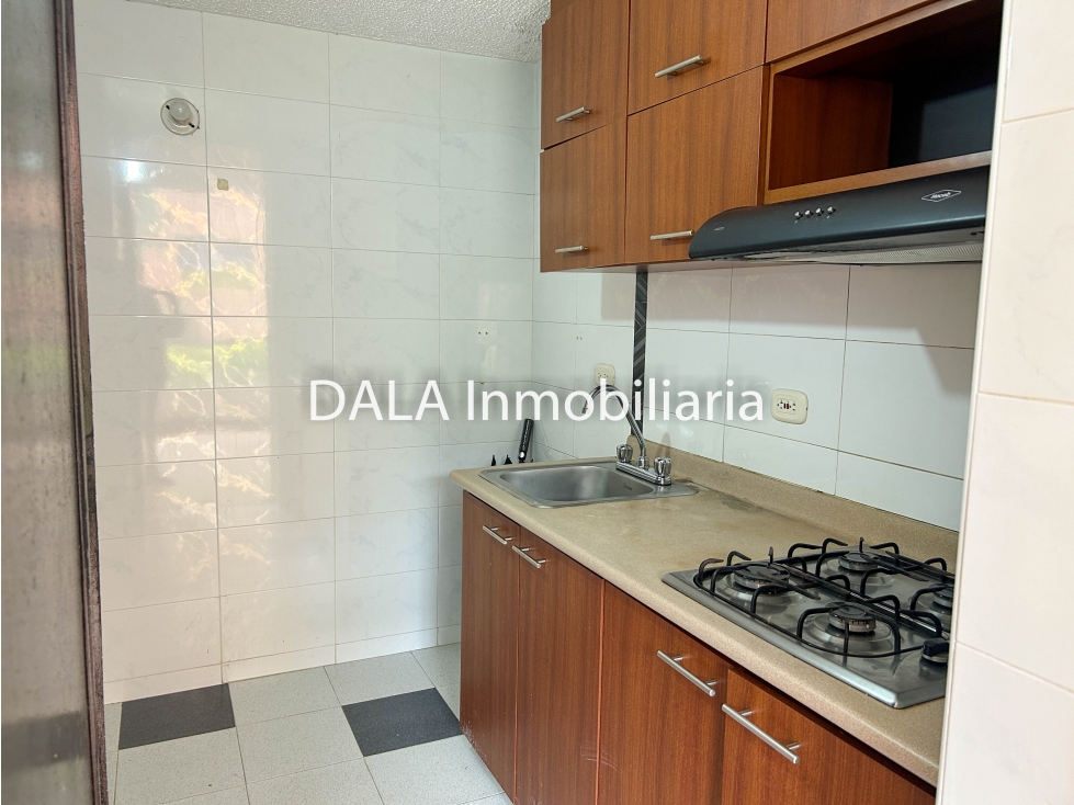 SE ARRIENDA APARTAMENTO EN CAJICA ,PRIMER PISO — foto 3