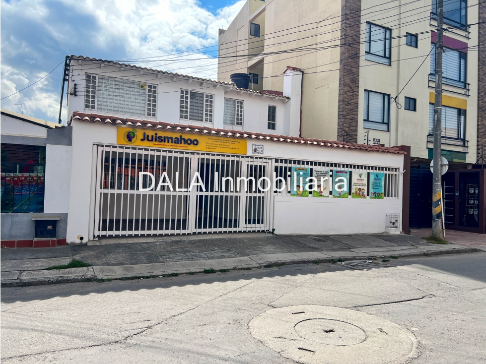 SE ARRIENDA CASA PARA VIVIENDA EN CHÍA