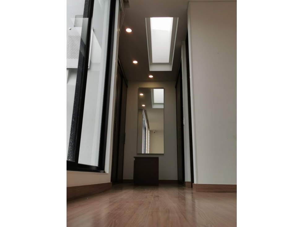 Hermosa casa en condominio campestre en Cota — foto 5