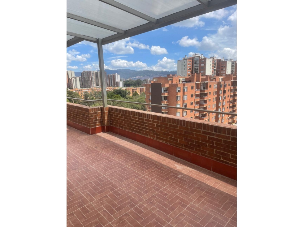 VENTA | PENTHOUSE DÚPLEX EN LA COLINA CON AMPLIA TERRAZA