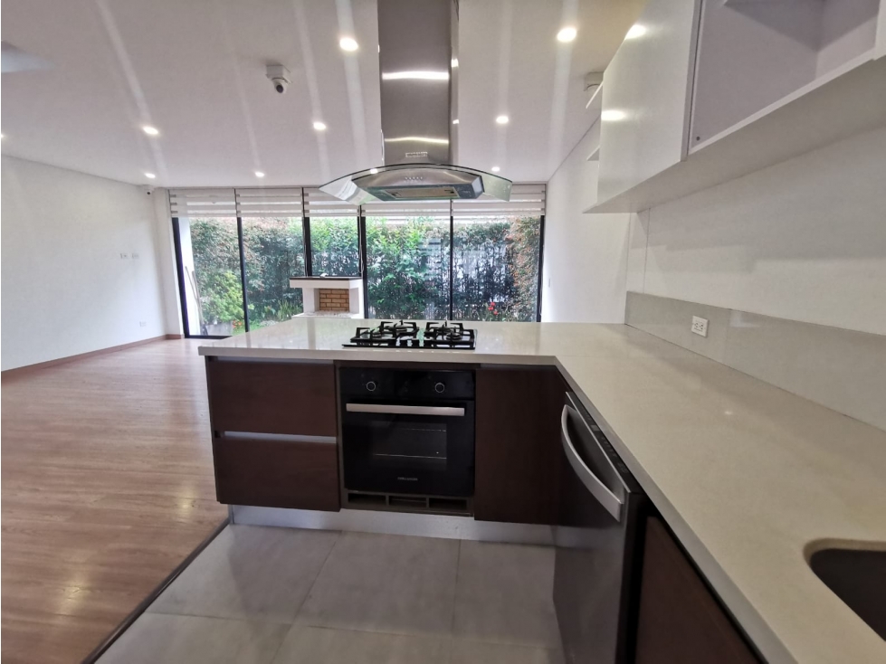 Hermosa casa en condominio campestre en Cota — foto 3