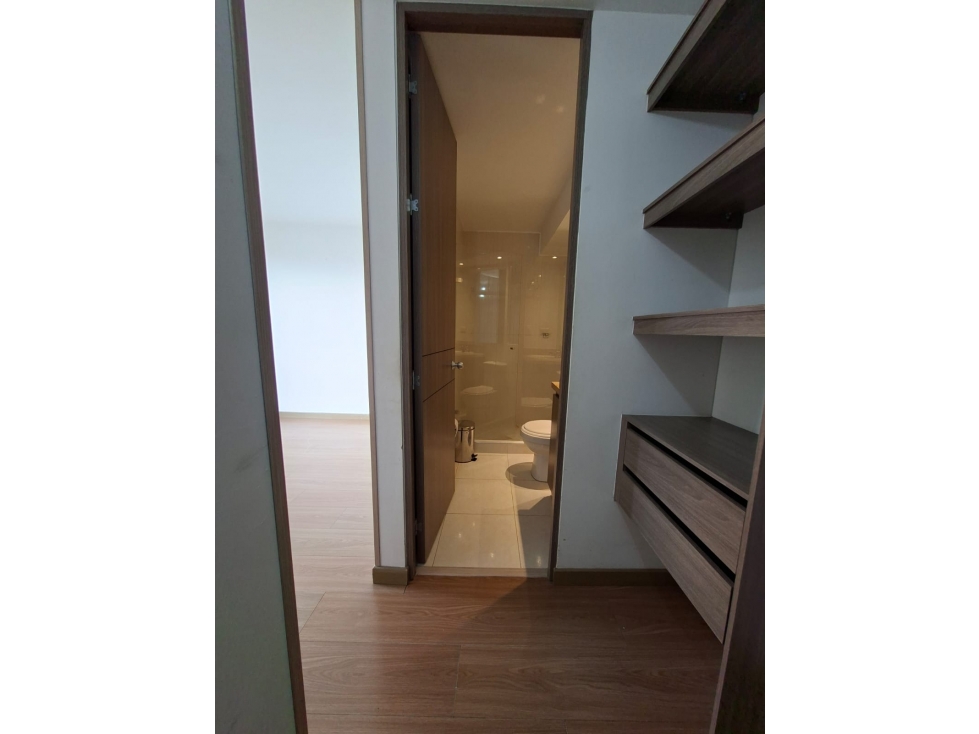 ¡Vive con comodidad, estilo y excelente ubicaciÃ³n en Gran Granada! — foto 4
