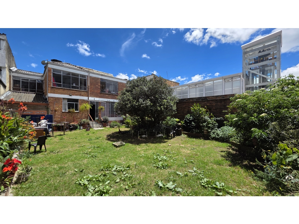 SE VENDE CASA EN LA SOLEDAD PARKWAY
