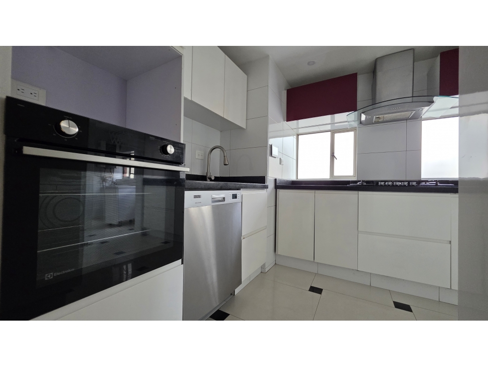 SE ARRIENDA APARTAMENTO SANTA BIBIANA — foto 2