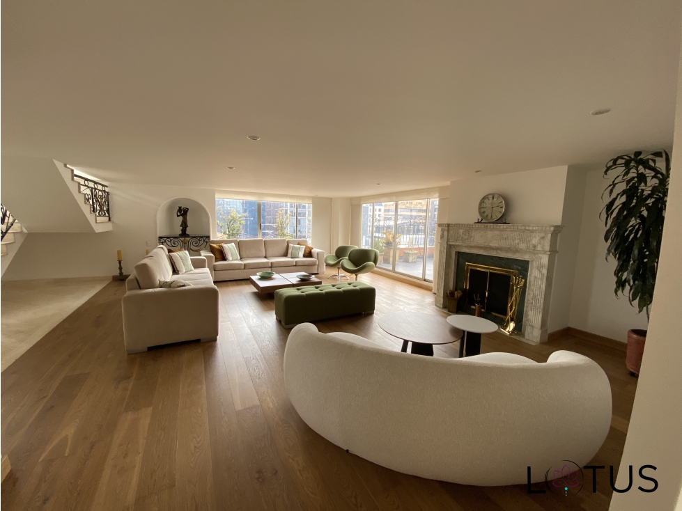 EXCLUSIVO APTO DÚPLEX DE LUJO EN VENTA EN EL NOGAL — foto 3