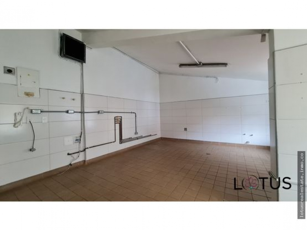SE VENDE CASA COMERCIAL ORQUIDEAS TOBERIN — foto 2