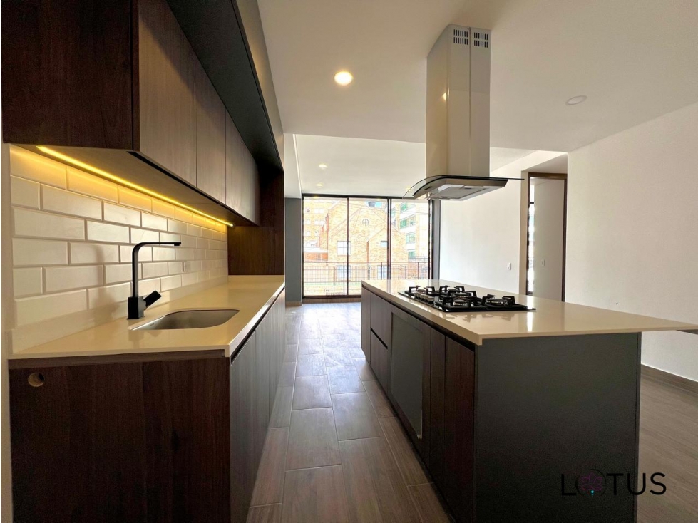 MODERNO APARTAMENTO EN VENTA CON TERRAZA PARA ESTRENAR — foto 2