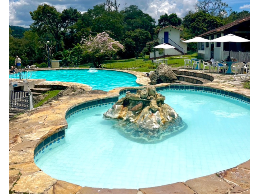 SE VENDE HOTEL CAMPESTRE - 1