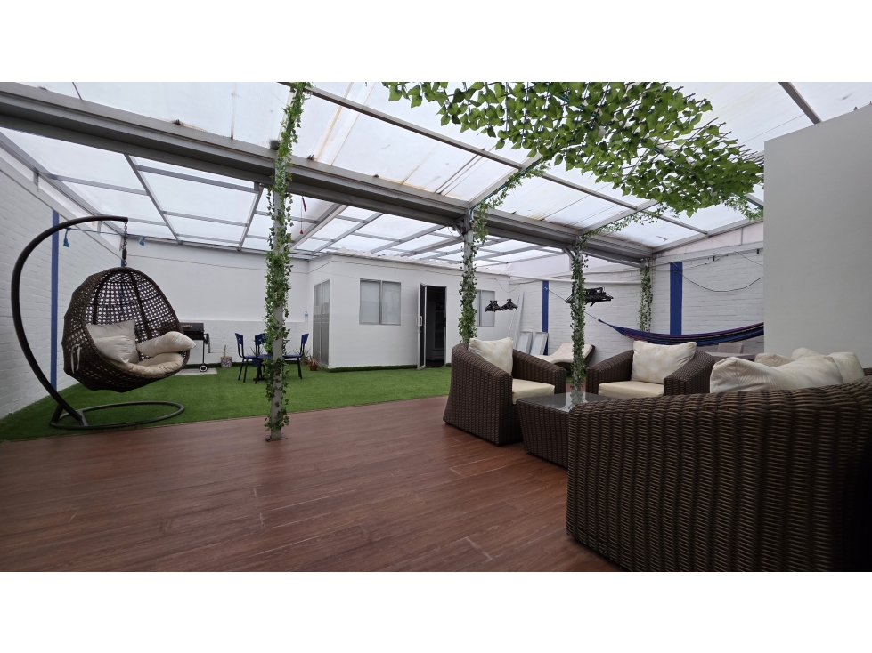 SE VENDE APARTAMENTO CON AMPLIA TERRAZA EN COLINA CAMPESTRE