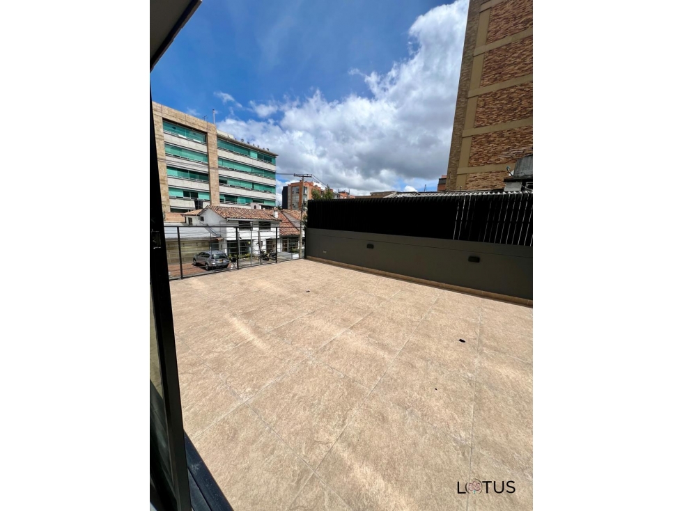 MODERNO APARTAMENTO EN VENTA CON TERRAZA PARA ESTRENAR — foto 4