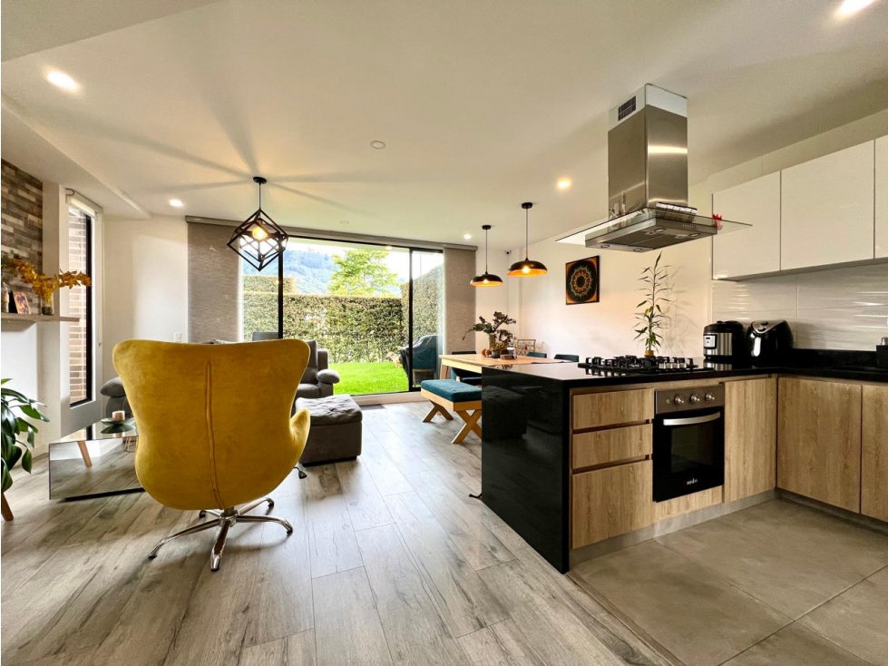 CASA CAMPESTRE EN VENTA EN CHIA - VEREDA FONQUETA — foto 2