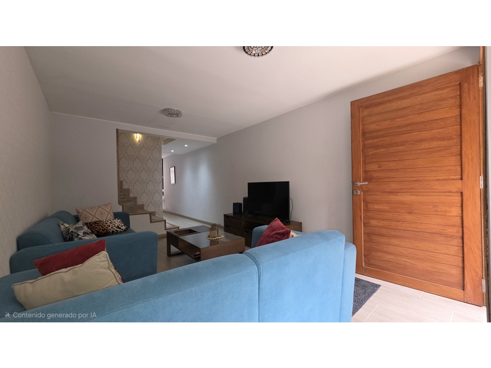 SE VENDE CASA REMODELADA EN MODELO NORTE — foto 2