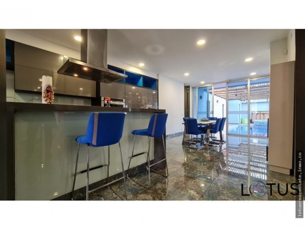 SE VENDE CASA DE LUJO CON PISCINA EN SAN JOSE DE BAVARIA — foto 4